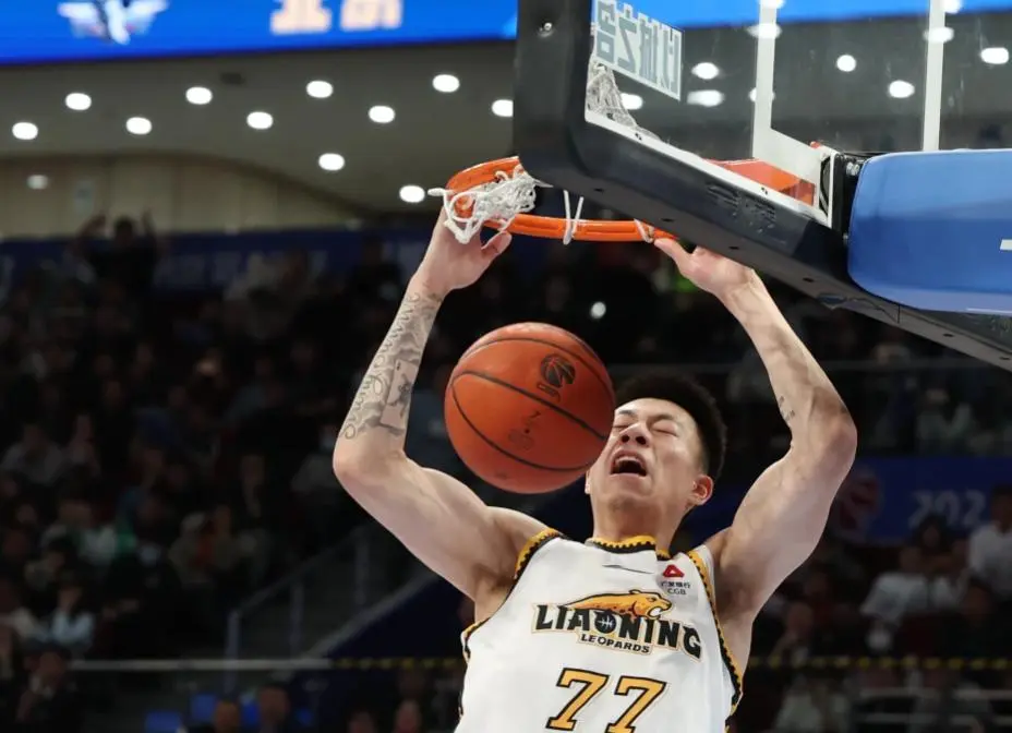 张镇麟帮助, 上海男篮磨