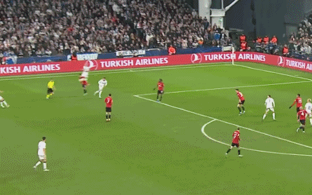 当初效力于 当初效力于