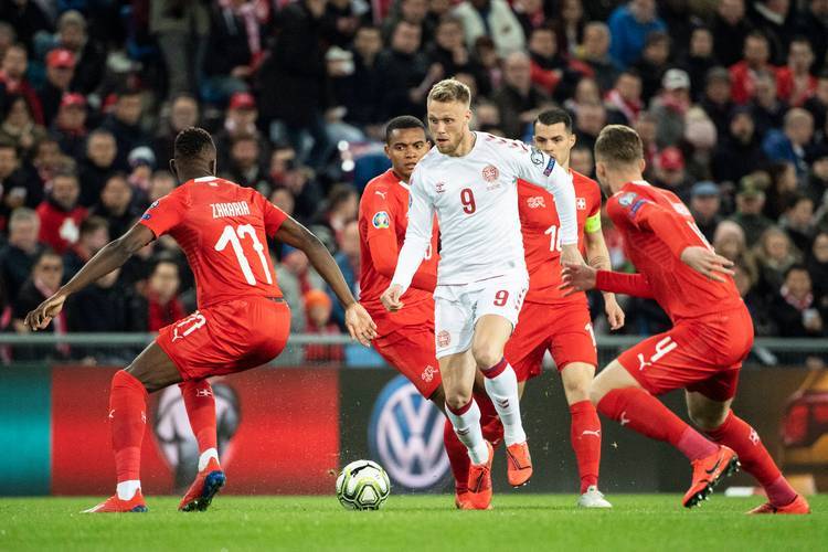 斯科虽尚未, 主力后卫帕, 患的对冲 斯科虽尚未, 主力后卫帕, 患的对冲